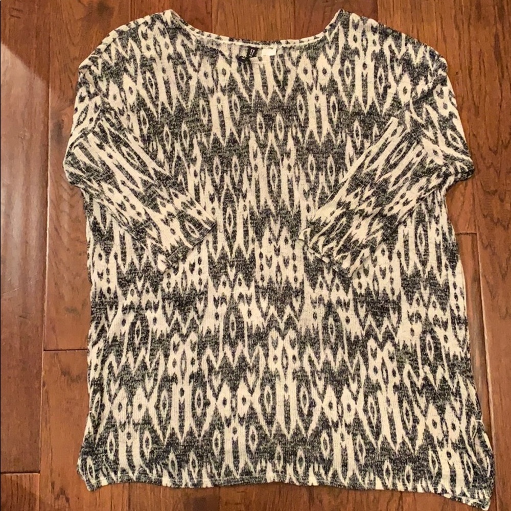 Knit sweater